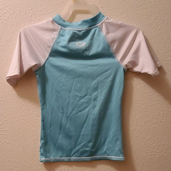 Teal colored rashguard - Picture 6 of 6